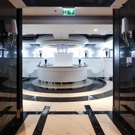 Appartement Hanza Tower Silver -20 Sauna & Pool & Jacussi *